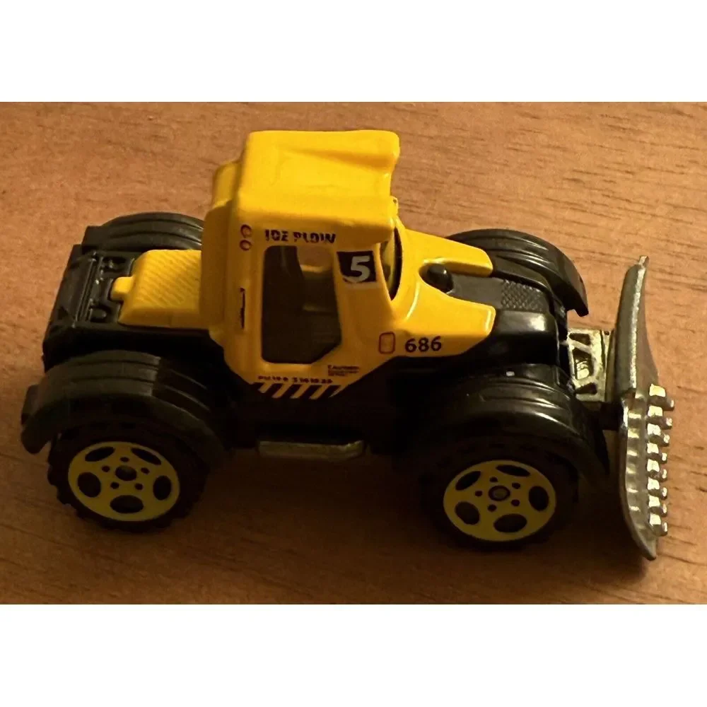 2005 MATCHBOX YELLOW ORANGE‎ ICE PLOW
